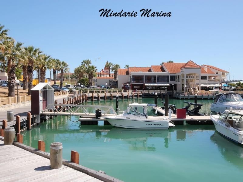 27 Toulon Circle, Mindarie WA 6030