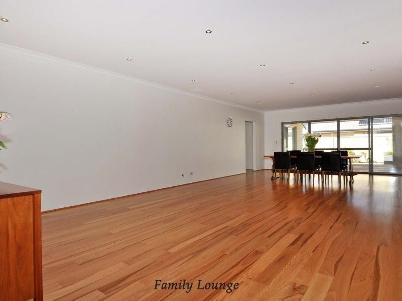 30 Quarram Crescent, Burns Beach WA 6028