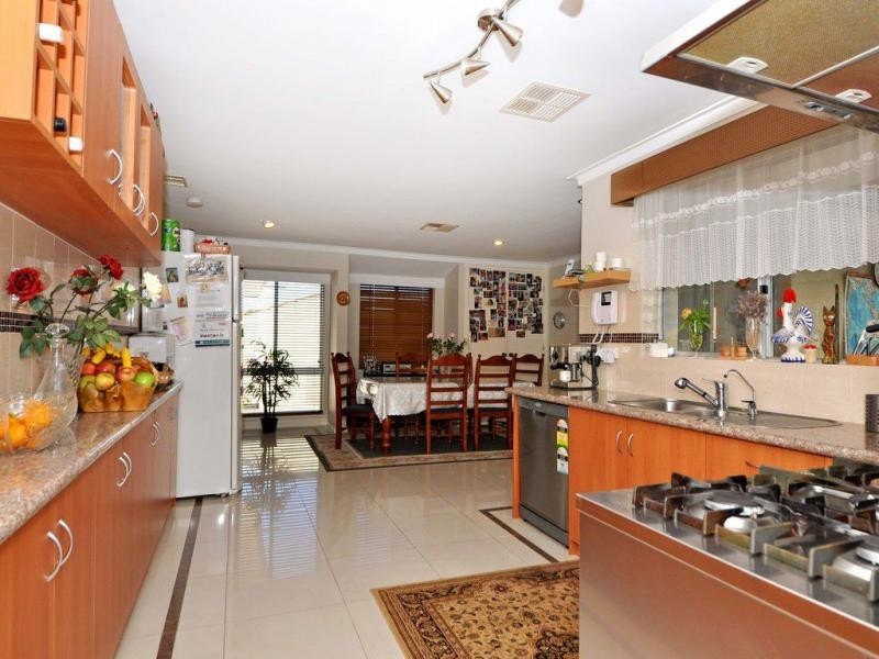 3 Bage Court, Hillarys WA 6025