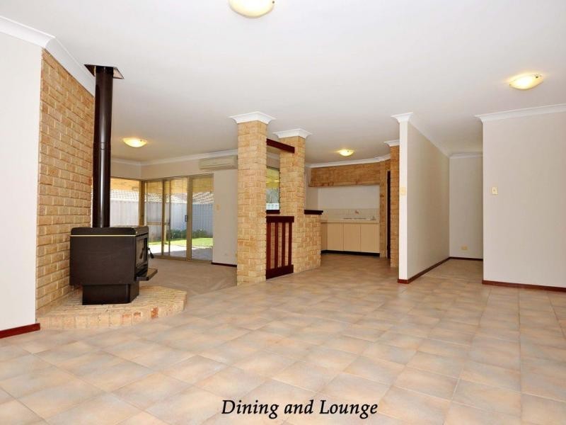 127 Camarino Drive, Woodvale WA 6026