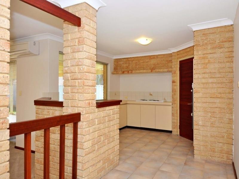 127 Camarino Drive, Woodvale WA 6026