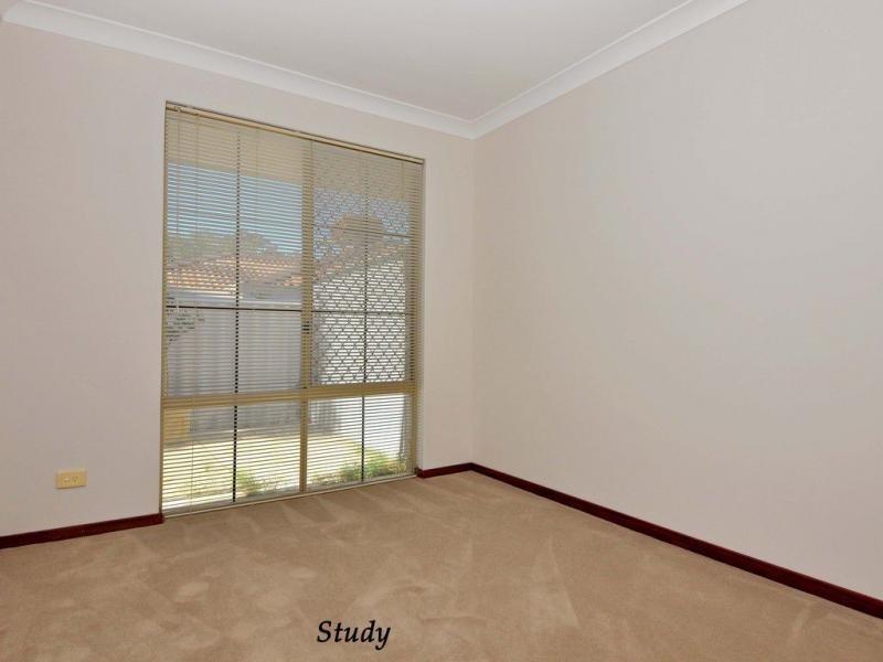 127 Camarino Drive, Woodvale WA 6026