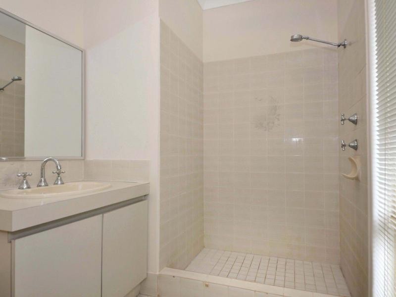 127 Camarino Drive, Woodvale WA 6026