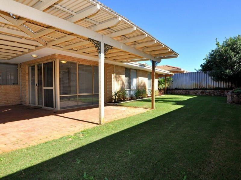 127 Camarino Drive, Woodvale WA 6026