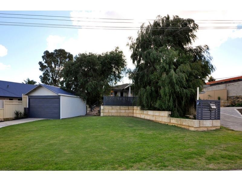 21B Gleddon Way, Hillarys WA 6025