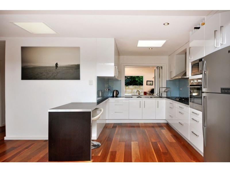 21B Gleddon Way, Hillarys WA 6025