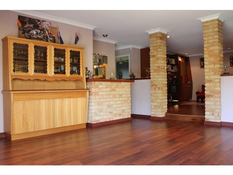 6 Tracy Turn, Woodvale WA 6026