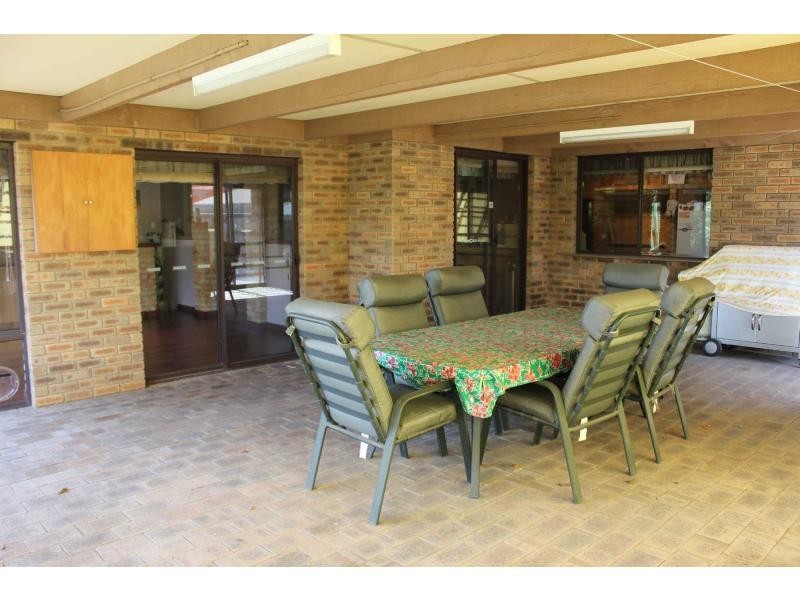 6 Tracy Turn, Woodvale WA 6026