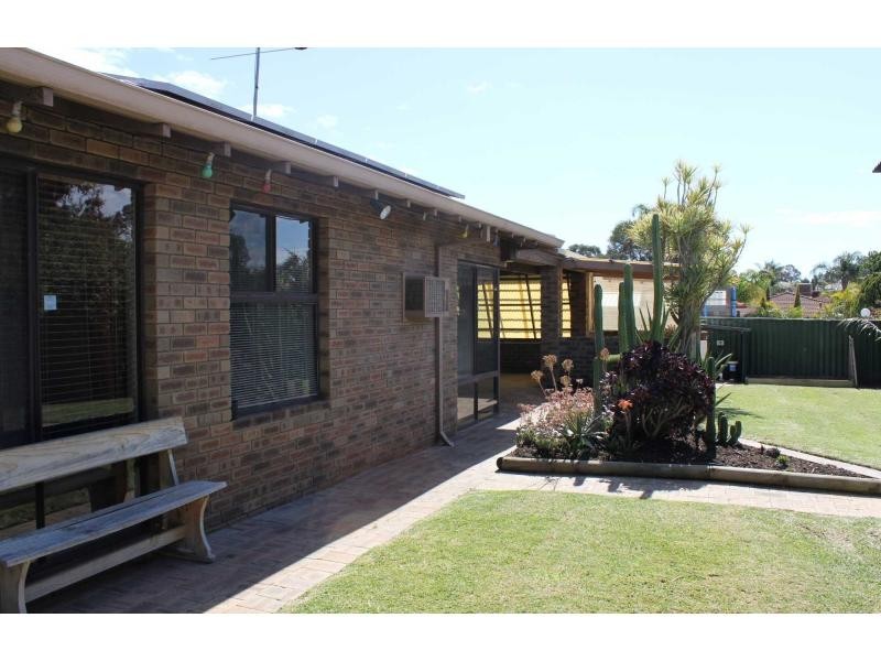 6 Tracy Turn, Woodvale WA 6026