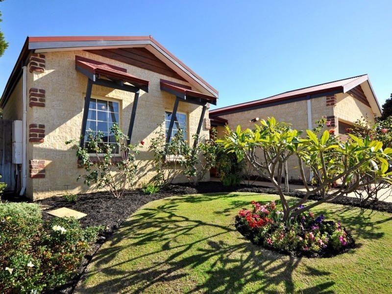 20 Priest Road, Landsdale WA 6065