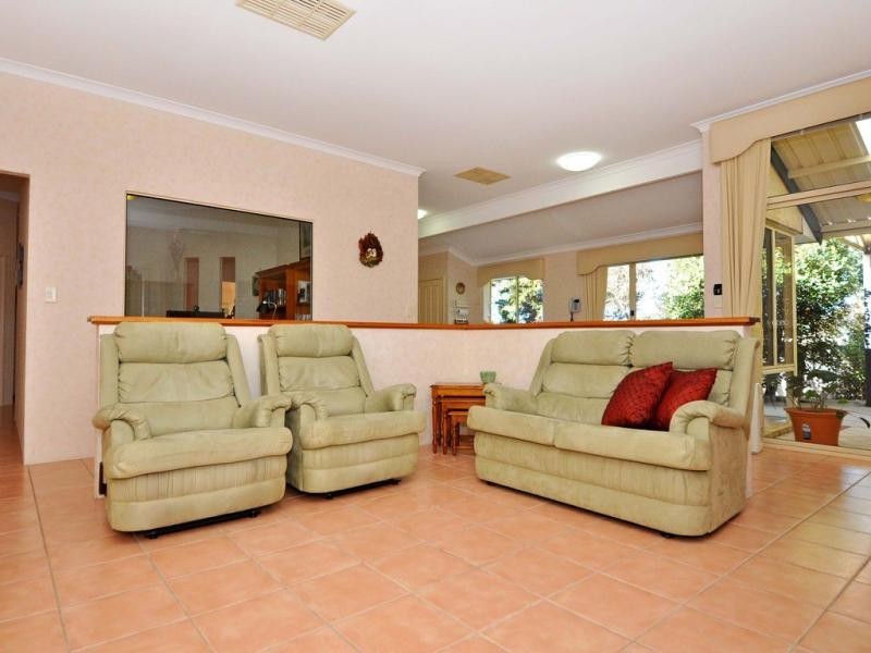 20 Priest Road, Landsdale WA 6065