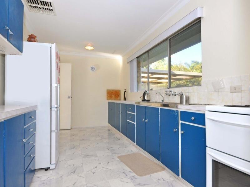 6 Ayton Way, Duncraig WA 6023