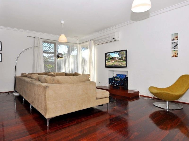 4 Manuka Place, Duncraig WA 6023