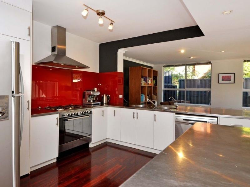 4 Manuka Place, Duncraig WA 6023