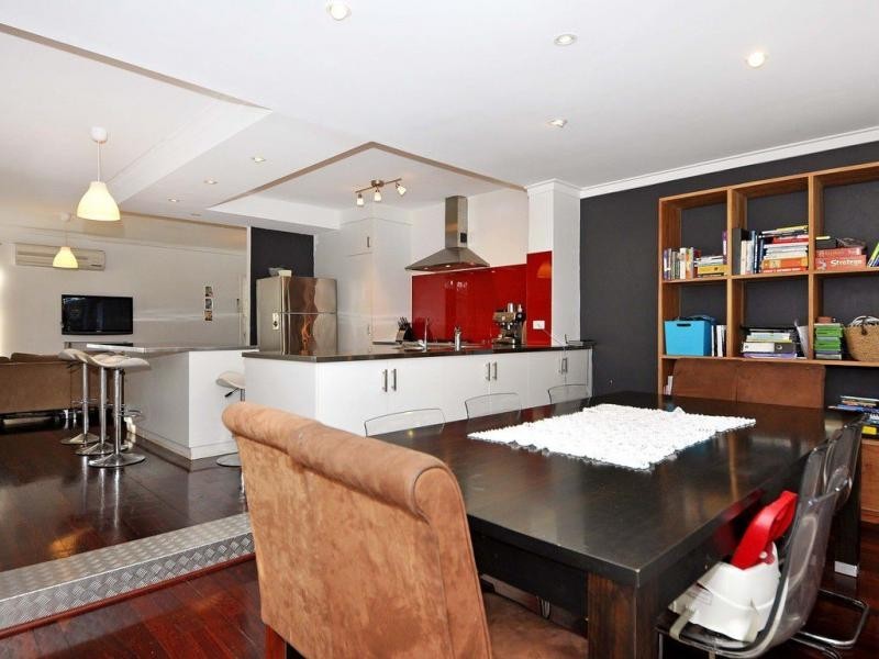 4 Manuka Place, Duncraig WA 6023