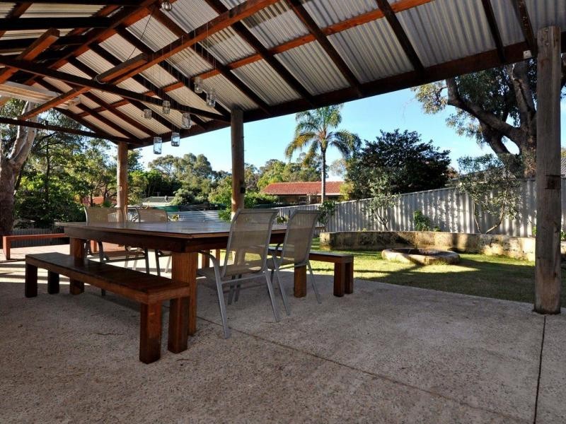4 Manuka Place, Duncraig WA 6023