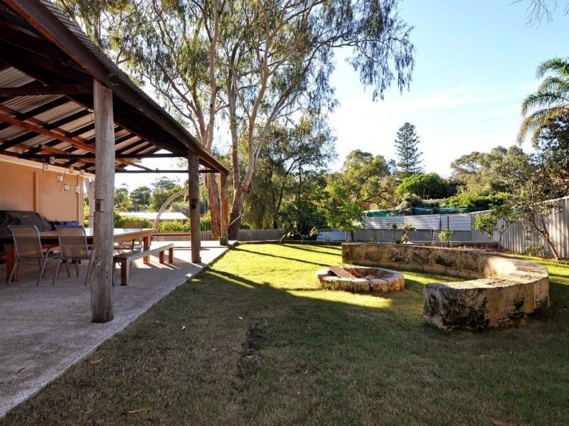 4 Manuka Place, Duncraig WA 6023