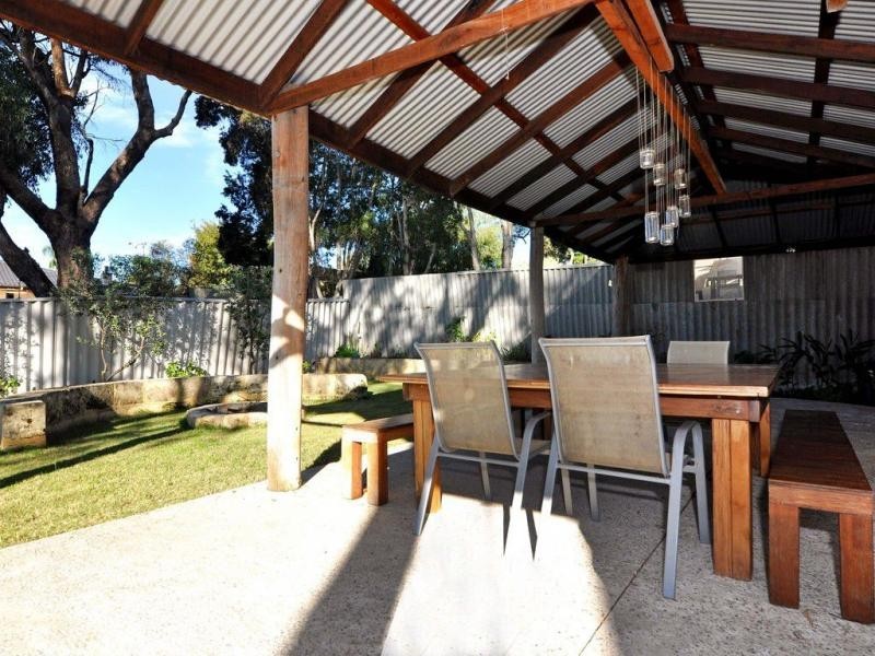 4 Manuka Place, Duncraig WA 6023