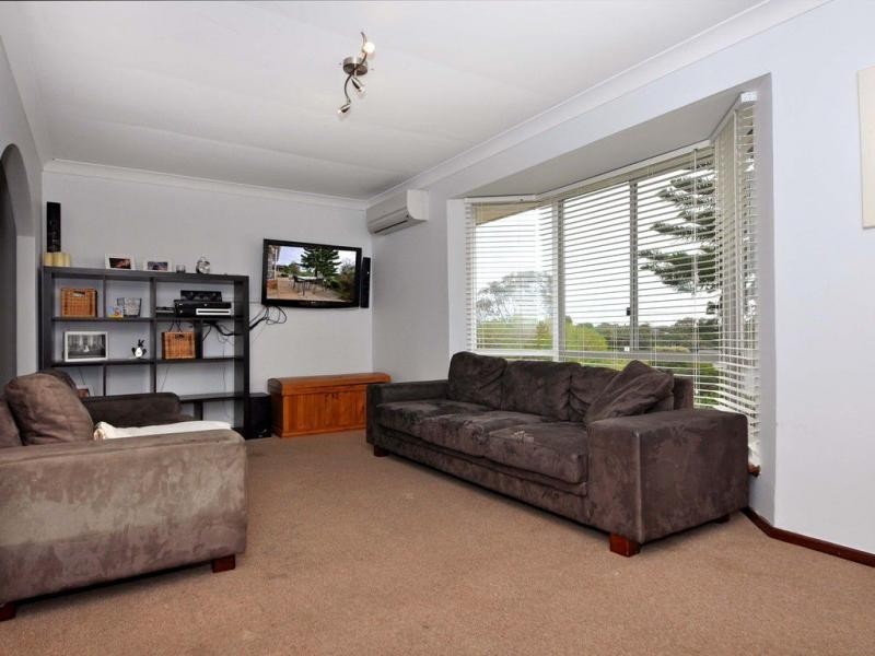 17A Mason Way, Padbury WA 6025