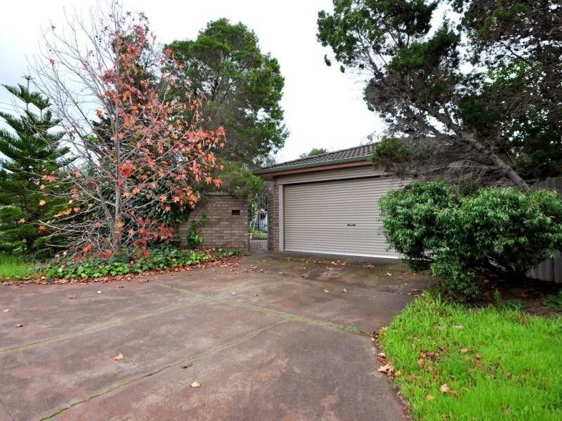 170 Glengarry Drive, Duncraig WA 6023