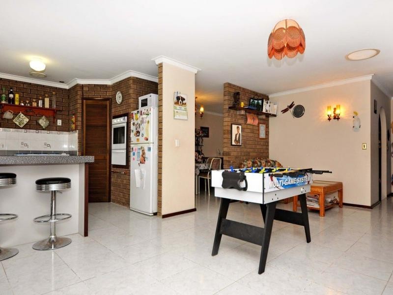 170 Glengarry Drive, Duncraig WA 6023