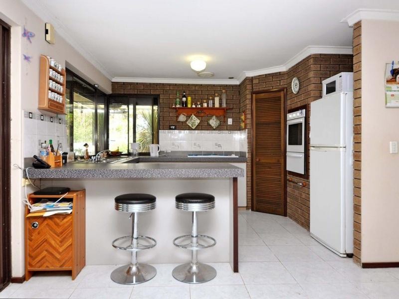 170 Glengarry Drive, Duncraig WA 6023