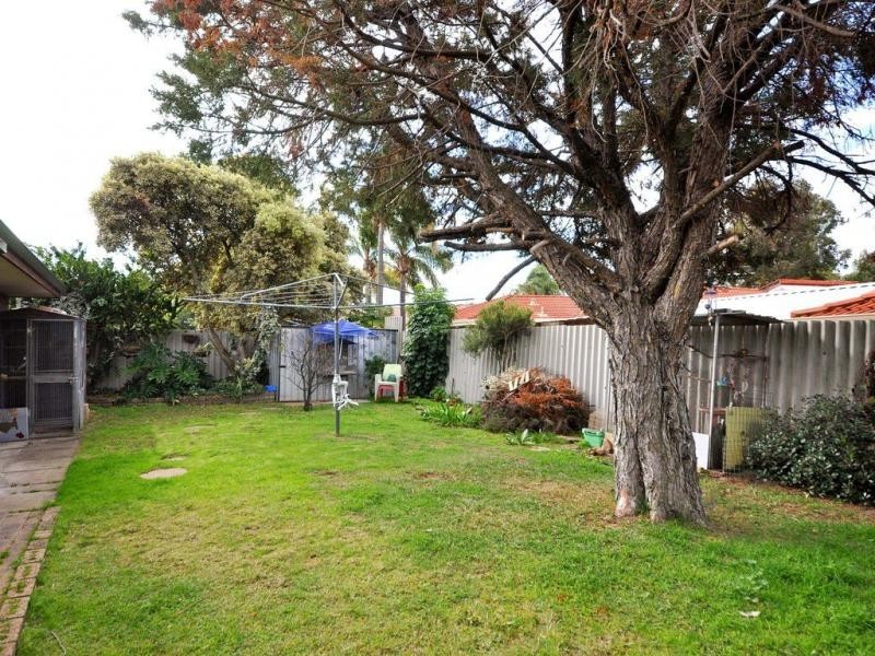 170 Glengarry Drive, Duncraig WA 6023