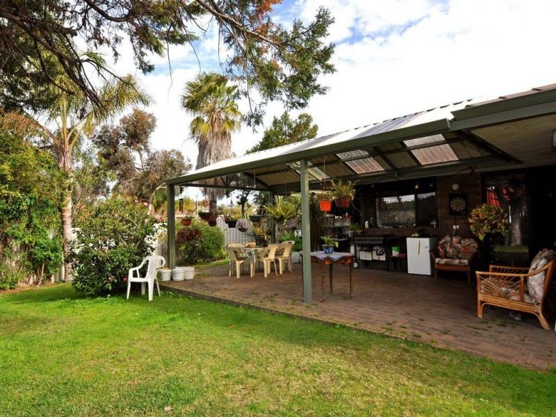 170 Glengarry Drive, Duncraig WA 6023