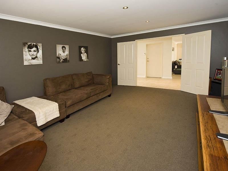 42 Dirleton Loop, Butler WA 6036