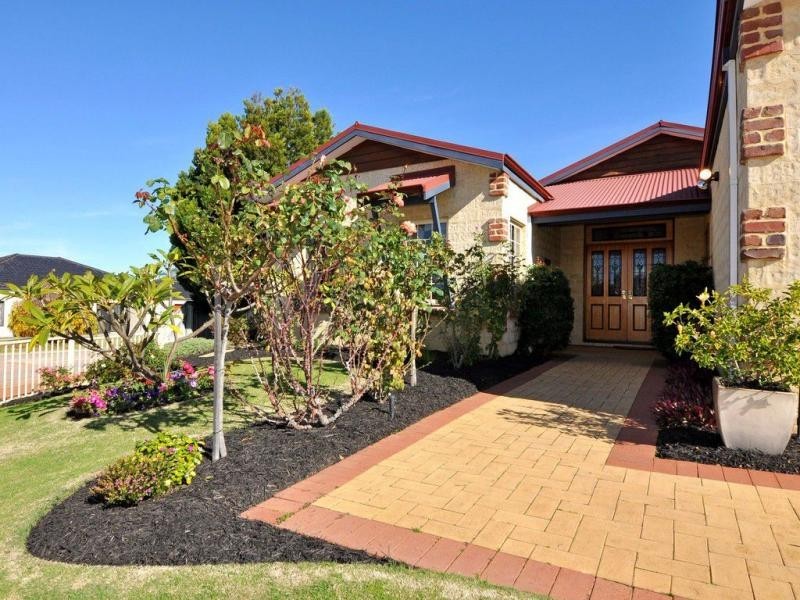 20 Priest Road, Landsdale WA 6065