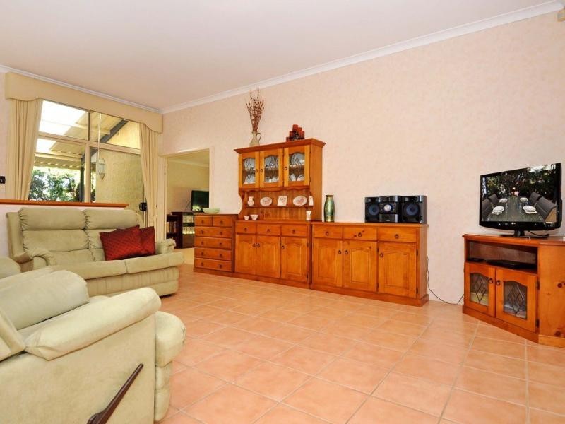 20 Priest Road, Landsdale WA 6065