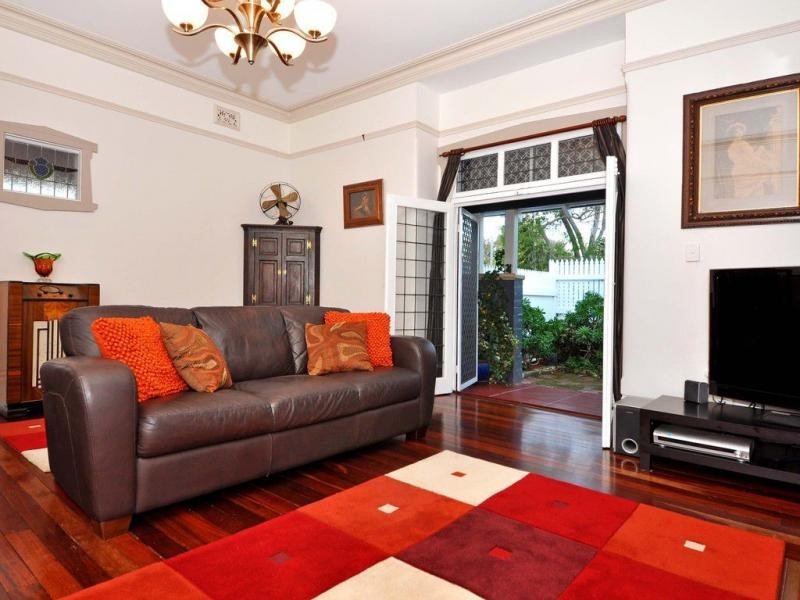 60 Richmond Street, Leederville WA 6007