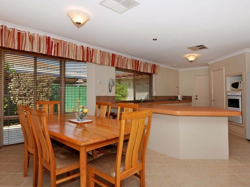 107 Hellfire Drive, Darch WA 6065