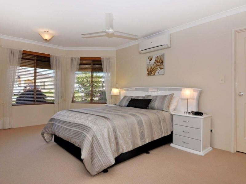 107 Hellfire Drive, Darch WA 6065