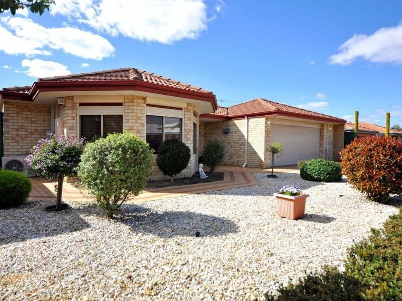 107 Hellfire Drive, Darch WA 6065