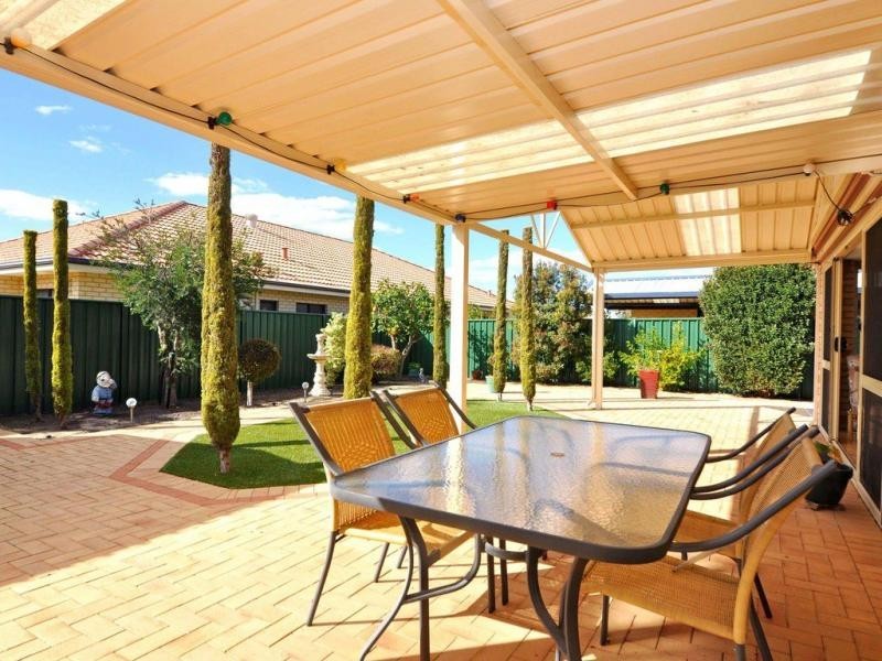 107 Hellfire Drive, Darch WA 6065