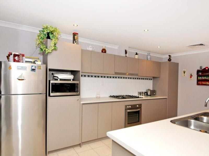 19 Longleaf Drive, Clarkson WA 6030