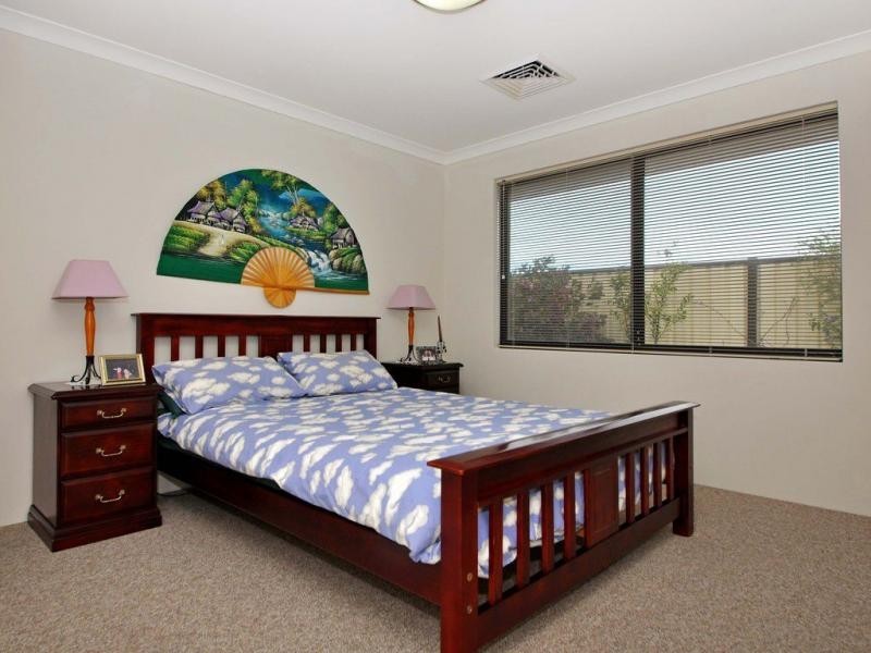 19 Longleaf Drive, Clarkson WA 6030