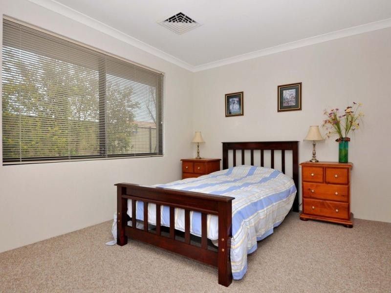 19 Longleaf Drive, Clarkson WA 6030