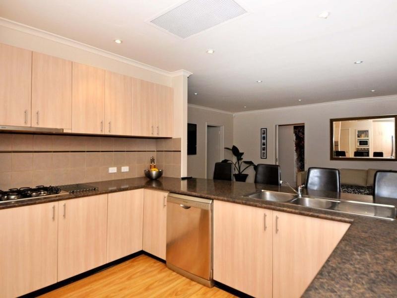 15 Myaree Way, Duncraig WA 6023