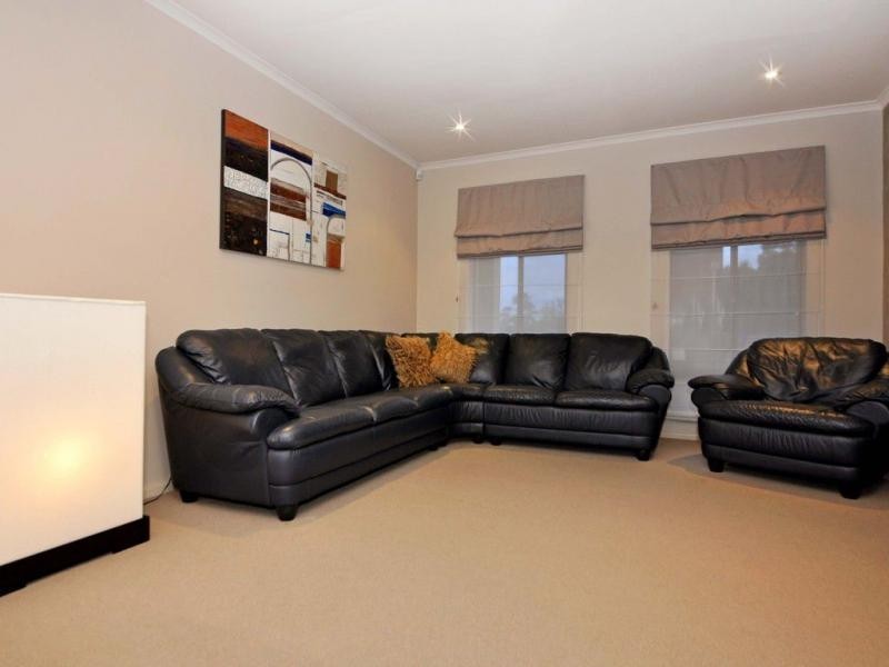 15 Myaree Way, Duncraig WA 6023