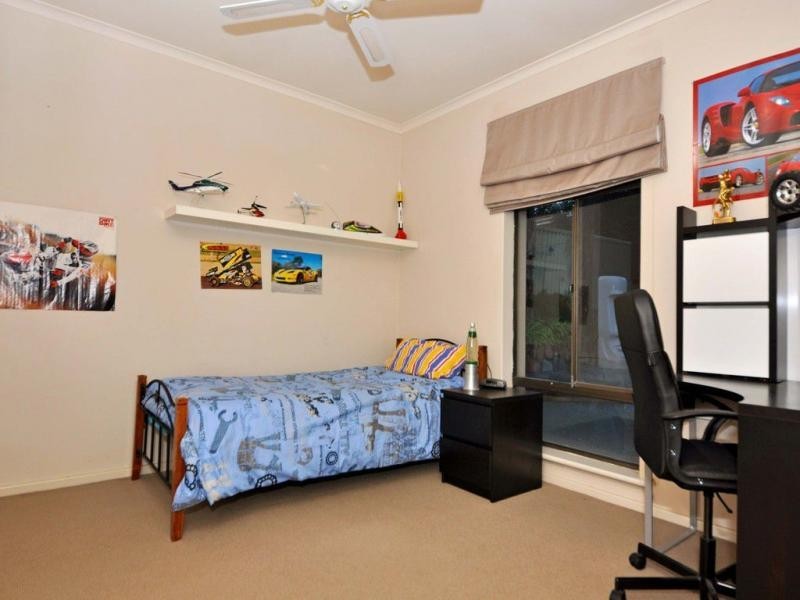 15 Myaree Way, Duncraig WA 6023