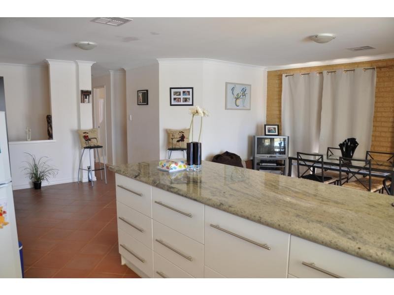 82 Otisco Crescent, Joondalup WA 6027