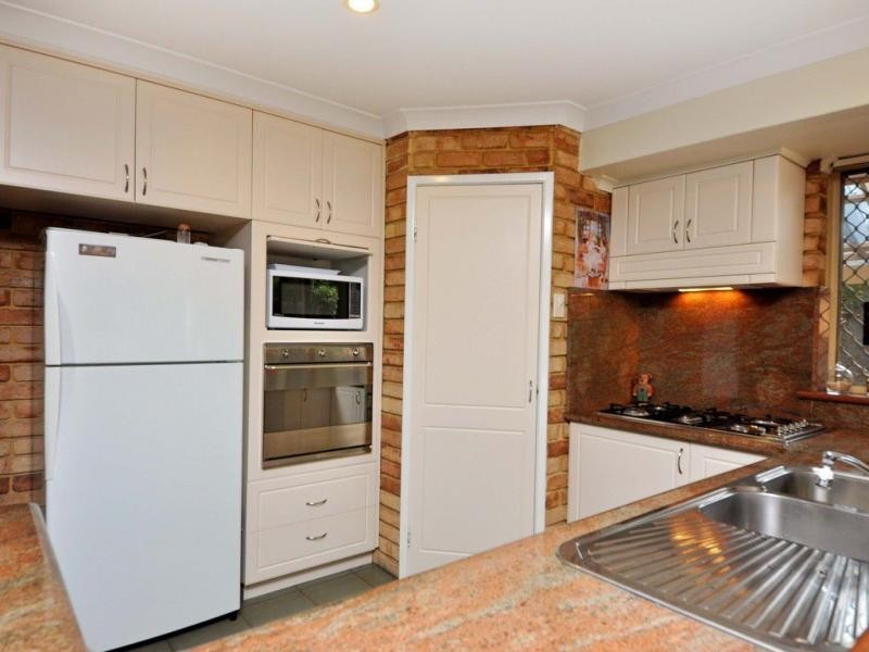 4 Goldbury Street, Duncraig WA 6023