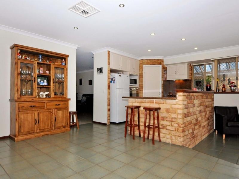 4 Goldbury Street, Duncraig WA 6023