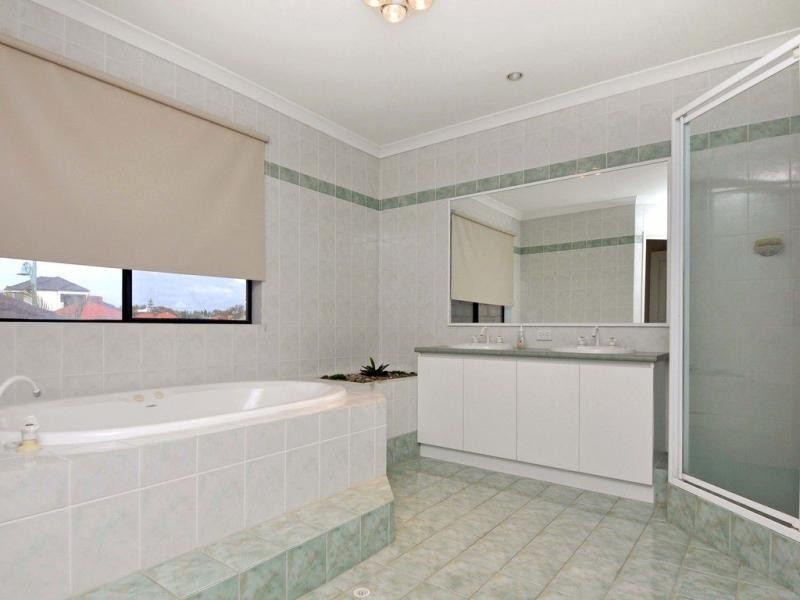 26 Padilla Way, Iluka WA 6028