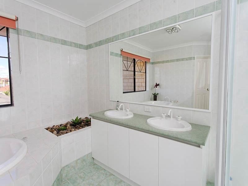 26 Padilla Way, Iluka WA 6028