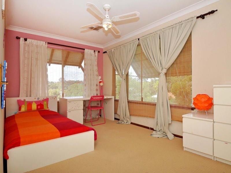 5 Gidgee Place, Duncraig WA 6023