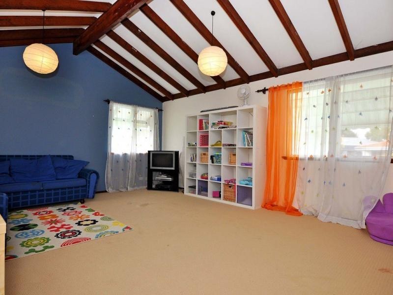 5 Gidgee Place, Duncraig WA 6023