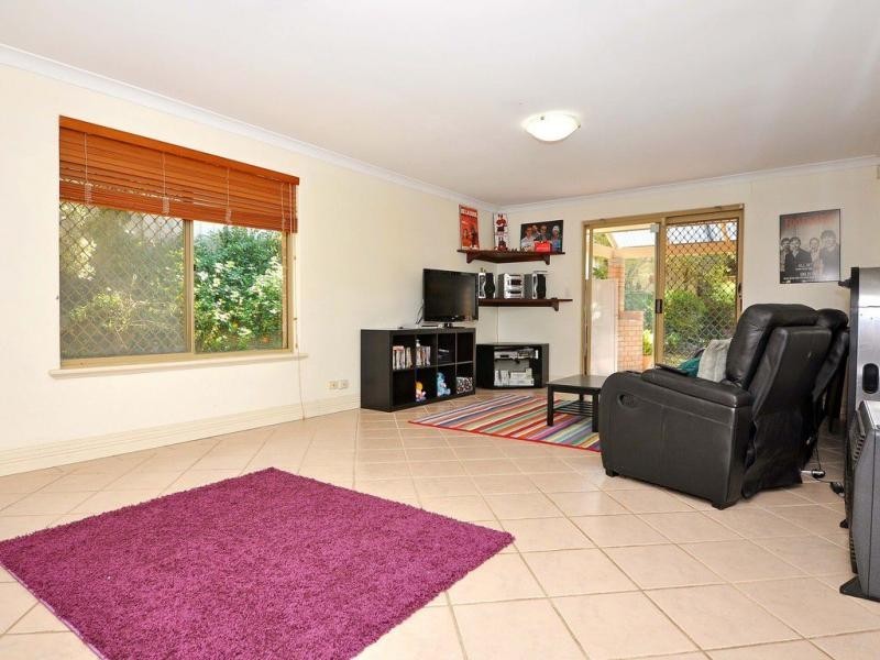 26 Koombana Way, Kallaroo WA 6025